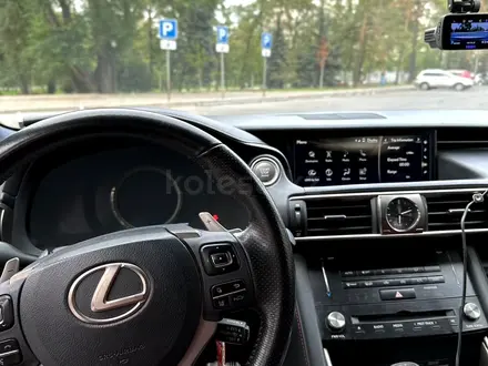 Lexus IS 200 2017 года за 15 500 000 тг. в Алматы – фото 23