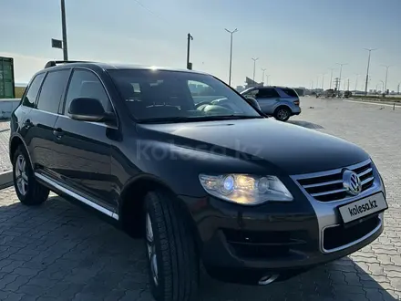 Volkswagen Touareg 2008 года за 7 000 000 тг. в Актау – фото 11