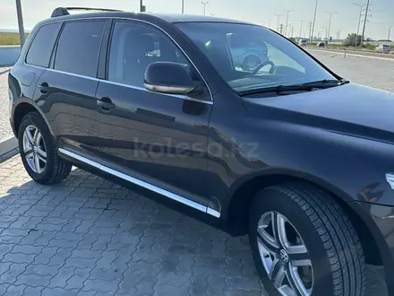 Volkswagen Touareg 2008 года за 7 000 000 тг. в Актау – фото 13