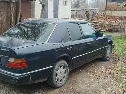 Mercedes-Benz E 220 1992 года за 900 000 тг. в Тараз – фото 5