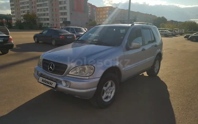 Mercedes-Benz ML 320 1999 годаfor4 000 000 тг. в Петропавловск