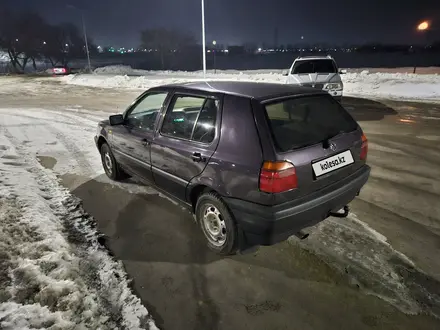 Volkswagen Golf 1993 года за 1 400 000 тг. в Костанай – фото 2