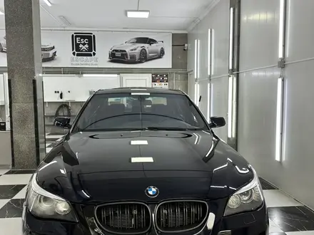 BMW 550 2006 года за 13 000 000 тг. в Алматы – фото 10