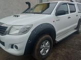 Toyota Hilux 2014 года за 8 500 000 тг. в Уральск – фото 2