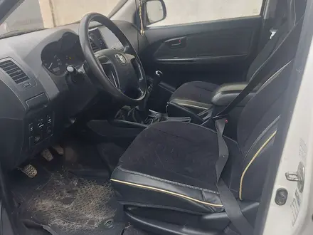 Toyota Hilux 2014 года за 8 500 000 тг. в Уральск – фото 6