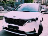 Kia Carnival 2021 года за 19 000 000 тг. в Алматы