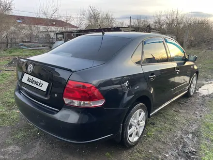 Volkswagen Polo 2011 года за 2 500 000 тг. в Костанай – фото 2