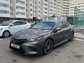 Toyota Camry 2020 года за 11 100 000 тг. в Астана – фото 2