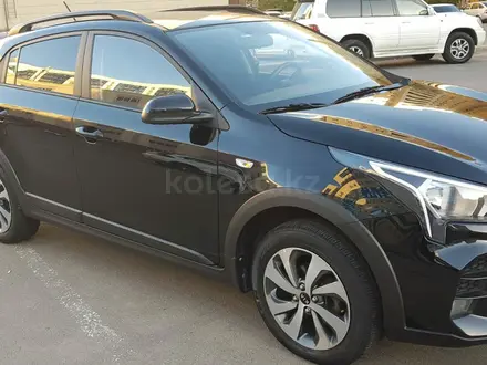 Kia Rio X-Line 2021 года за 9 000 000 тг. в Астана – фото 4