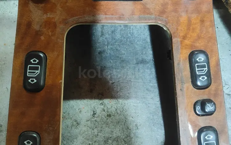 Кнопки стеклоподъемника (блок управления стеклоподъемниками) w163 ml270 ml3 за 40 000 тг. в Караганда