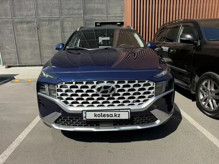 Hyundai Santa Fe 2021 года за 11 500 000 тг. в Алматы – фото 3