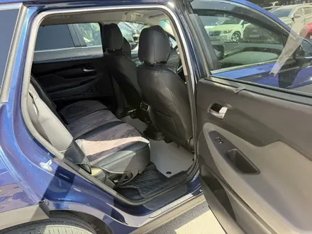 Hyundai Santa Fe 2021 года за 11 500 000 тг. в Алматы – фото 8