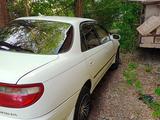 Toyota Carina 1995 годаүшін2 200 000 тг. в Усть-Каменогорск – фото 2