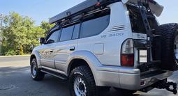 Toyota Land Cruiser Prado 2001 года за 13 650 000 тг. в Алматы – фото 3