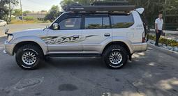 Toyota Land Cruiser Prado 2001 года за 13 650 000 тг. в Алматы – фото 5