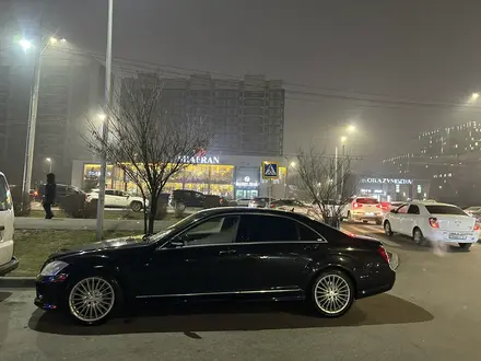 Mercedes-Benz S 550 2006 года за 7 500 000 тг. в Алматы – фото 13