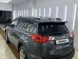 Toyota RAV4 2015 года за 11 000 000 тг. в Актау – фото 3