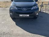 Toyota RAV4 2015 года за 9 200 000 тг. в Актау – фото 4