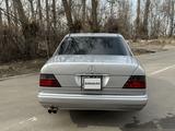 Mercedes-Benz E 280 1991 годаүшін2 500 000 тг. в Жаркент – фото 2