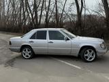 Mercedes-Benz E 280 1991 годаүшін2 500 000 тг. в Жаркент – фото 3