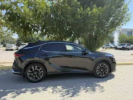 Lexus RX 350 2022 года за 37 000 000 тг. в Актобе – фото 4