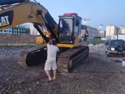 Caterpillar  336D 2013 года за 45 555 555 тг. в Астана