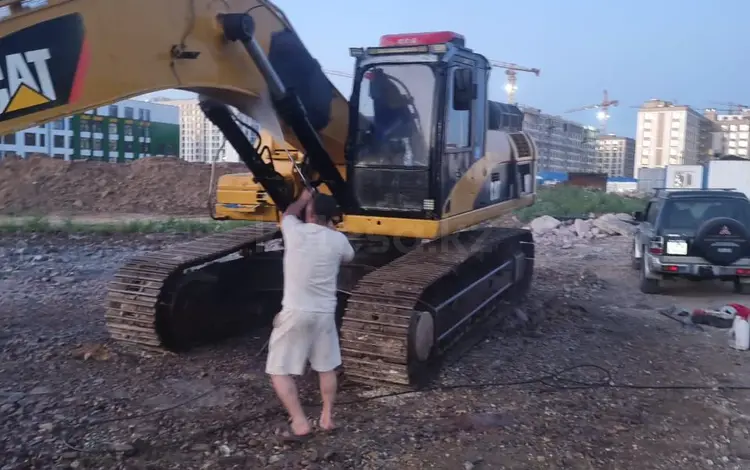 Caterpillar  336D 2013 года за 45 555 555 тг. в Астана
