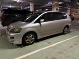 Toyota Avensis Verso 2002 года за 4 500 000 тг. в Астана – фото 2