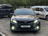 Toyota Camry 2018 года за 15 100 000 тг. в Павлодар – фото 2