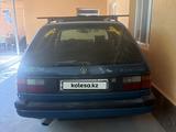 Volkswagen Passat 1993 года за 1 200 000 тг. в Шымкент – фото 2