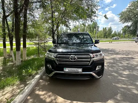 Toyota Land Cruiser 2016 года за 33 000 000 тг. в Астана