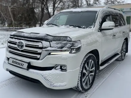 Toyota Land Cruiser 2017 года за 35 800 000 тг. в Алматы – фото 46