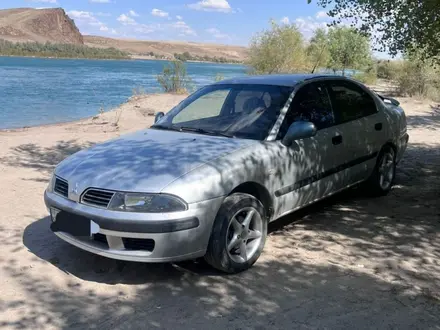 Mitsubishi Carisma 1999 года за 2 000 000 тг. в Алматы – фото 3