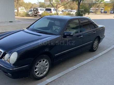 Mercedes-Benz E 280 2000 года за 3 500 000 тг. в Актау – фото 10