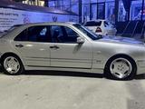 Mercedes-Benz E 320 1999 года за 3 700 000 тг. в Сарыагаш – фото 5