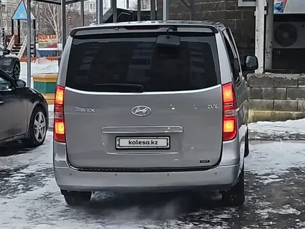 Hyundai Starex 2010 года за 6 500 000 тг. в Астана – фото 2