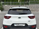Kia Stonic 2018 годаүшін6 800 000 тг. в Алматы – фото 4