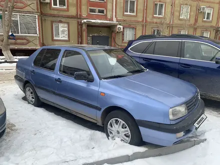 Volkswagen Vento 1992 года за 850 000 тг. в Актобе