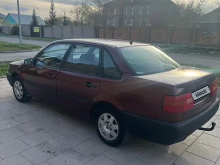 Volkswagen Passat 1994 года за 1 650 000 тг. в Астана – фото 5