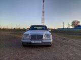 Mercedes-Benz E 320 1994 года за 1 000 000 тг. в Астана – фото 2