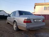 Mercedes-Benz E 320 1994 года за 1 000 000 тг. в Астана – фото 3