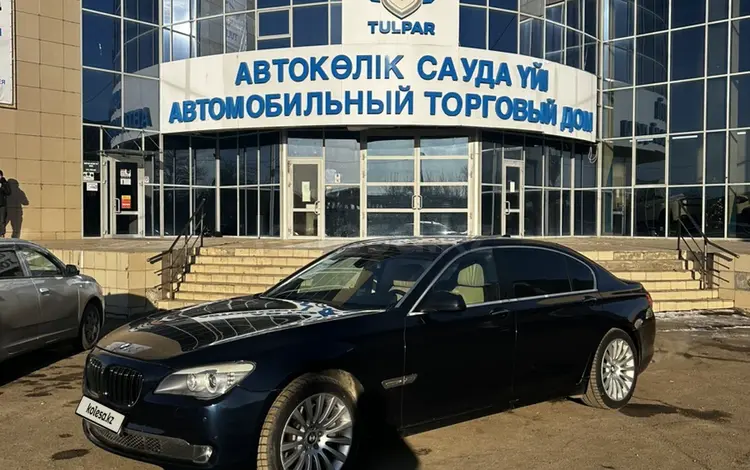 BMW 750 2011 годаүшін8 470 000 тг. в Уральск