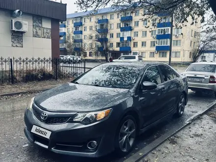 Toyota Camry 2013 года за 6 200 000 тг. в Атырау