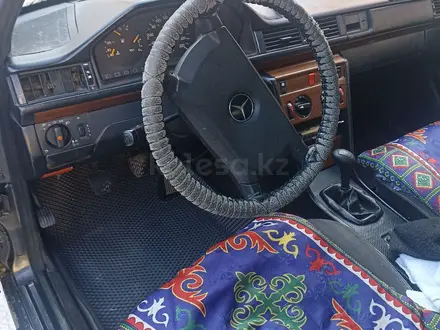 Mercedes-Benz E 230 1992 года за 1 300 000 тг. в Жанатас – фото 6