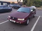 Volkswagen Passat 1995 года за 1 200 000 тг. в Есик – фото 3