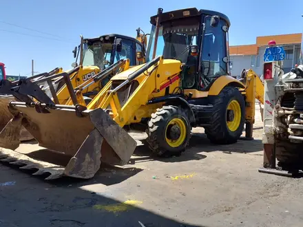 JCB  4CX 2010 года за 18 000 000 тг. в Шымкент