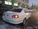 Volkswagen Passat 2006 годаfor2 850 000 тг. в Алматы – фото 4