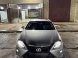 Lexus ES 300h 2013 года за 7 800 000 тг. в Актау
