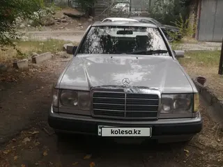 Mercedes-Benz E 280