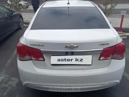 Chevrolet Cruze 2013 года за 3 600 000 тг. в Алматы – фото 2